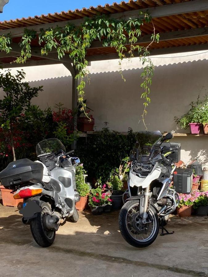 Agriturismo Amici Càbras Exteriér fotografie